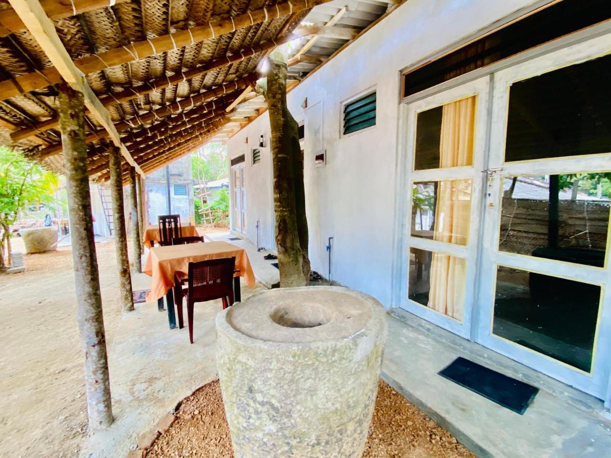 Hiriketiya Orchid Villa Диквела Екстериор снимка