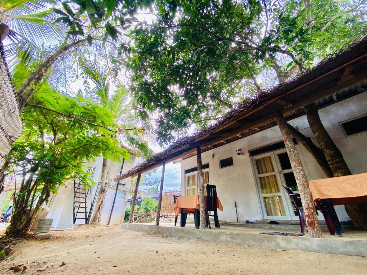 Hiriketiya Orchid Villa Диквела Екстериор снимка