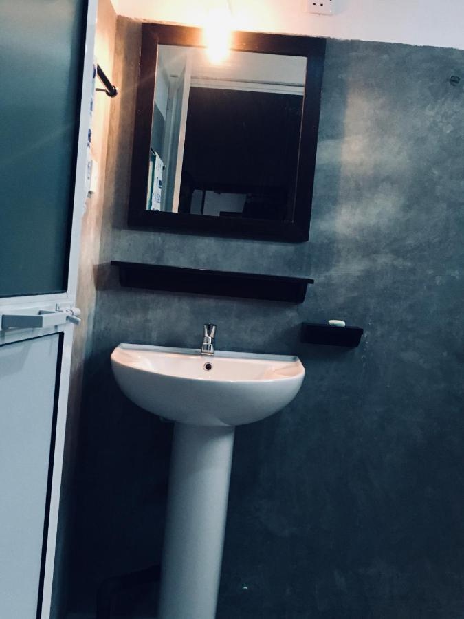 Hiriketiya Orchid Villa Диквела Екстериор снимка