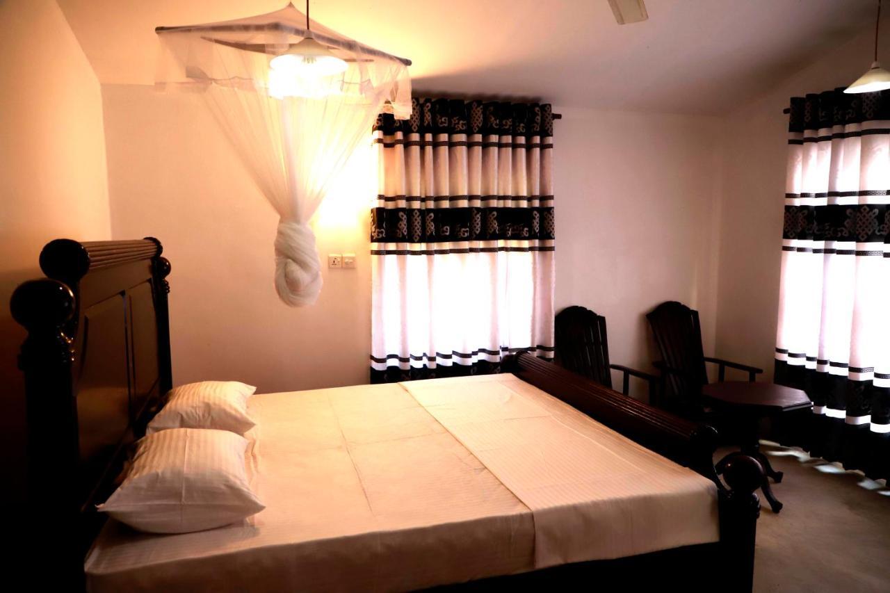 Hiriketiya Orchid Villa Диквела Екстериор снимка
